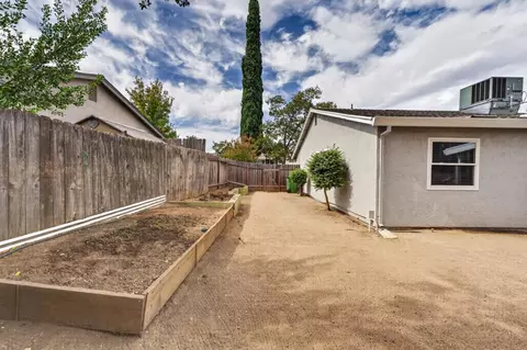 Exterior - 117 Perraud Dr, Folsom, CA 95630 photo 15 of 15