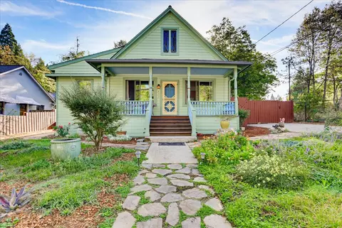 437 Zion St, Nevada City, CA 95959