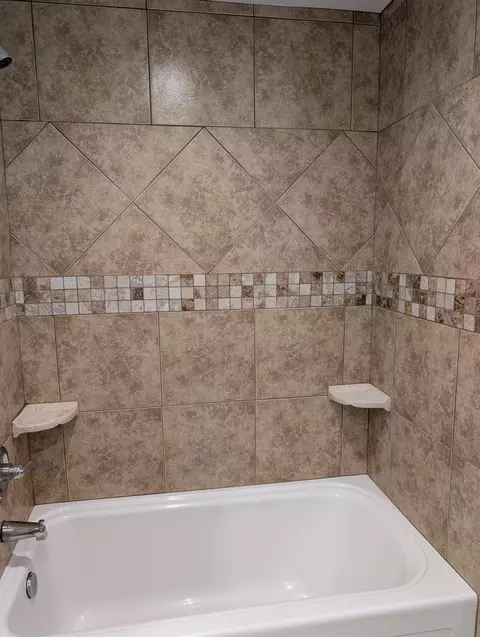 Bath - 21895 One Fine Pl, Colfax, CA 95713 photo 5 of 11
