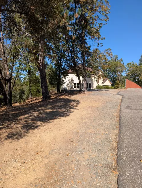 Exterior - 21895 One Fine Pl, Colfax, CA 95713 photo 8 of 14