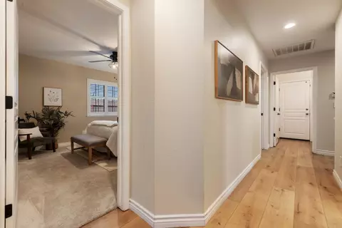 Entry Way - 1786 Brookside Dr, Manteca, CA 95336 photo 10 of 10