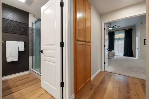 Entry Way - 1786 Brookside Dr, Manteca, CA 95336 photo 8 of 10