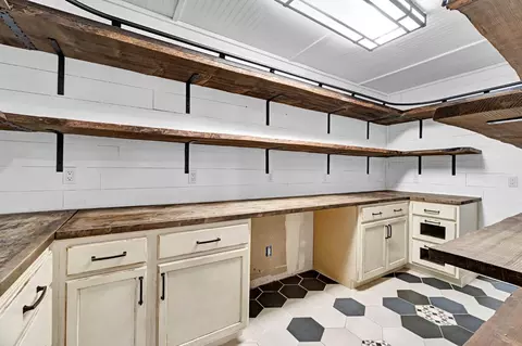 Other - 15446 Monreal Rd, Madera, CA 93636 photo 2 of 19