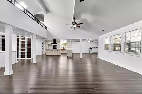Living - 15446 Monreal Rd, Madera, CA 93636 photo 6 of 11
