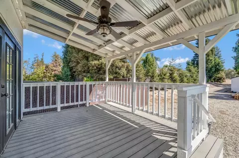 Exterior - 15446 Monreal Rd, Madera, CA 93636 photo 15 of 16