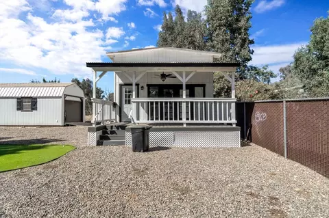 Exterior - 15446 Monreal Rd, Madera, CA 93636 photo 14 of 16