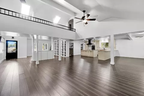 Living - 15446 Monreal Rd, Madera, CA 93636 photo 7 of 11