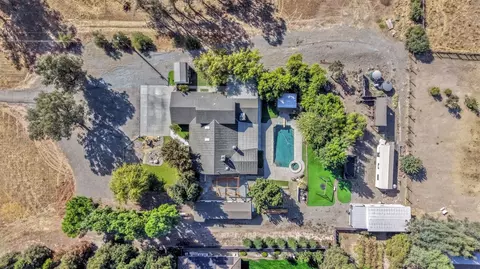 View/Area - 15446 Monreal Rd, Madera, CA 93636 photo 8 of 12