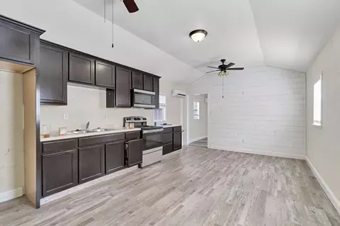 Kitchen - 15446 Monreal Rd, Madera, CA 93636 photo 7 of 7
