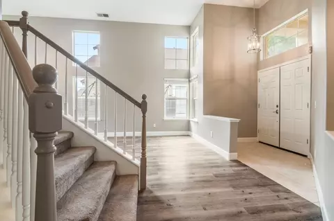 Entry Way - 422 Montclair Ln, Tracy, CA 95376 photo 1 of 2