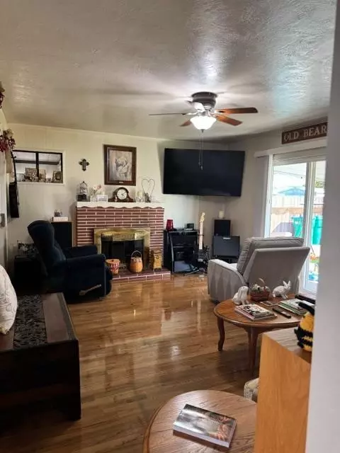 Other - 1912 W Pine St, Lodi, CA 95242 photo 1 of 8