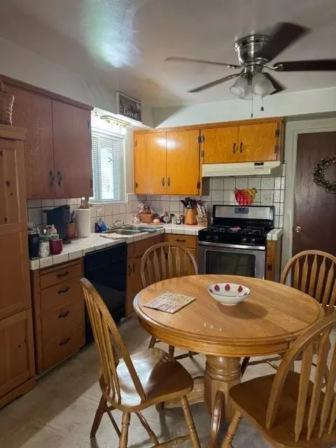 Kitchen - 1912 W Pine St, Lodi, CA 95242 photo 2 of 5