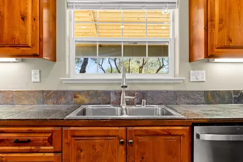 Kitchen - 1696 Digger Tree Ct, Cool, CA 95614 photo 8 of 10
