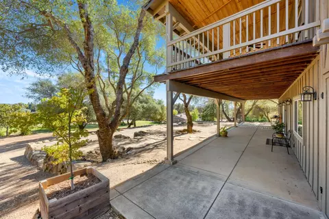 Exterior - 1696 Digger Tree Ct, Cool, CA 95614 photo 14 of 21