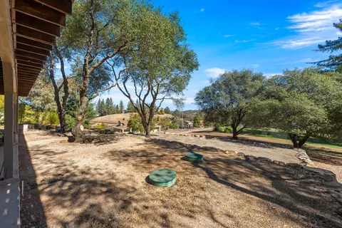 Exterior - 1696 Digger Tree Ct, Cool, CA 95614 photo 16 of 21