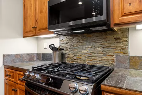 Kitchen - 1696 Digger Tree Ct, Cool, CA 95614 photo 7 of 10