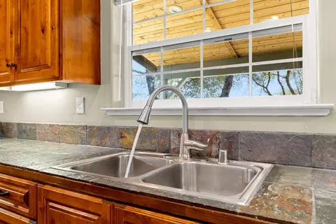 Kitchen - 1696 Digger Tree Ct, Cool, CA 95614 photo 9 of 10