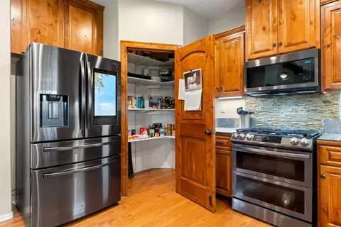 Kitchen - 1696 Digger Tree Ct, Cool, CA 95614 photo 6 of 10