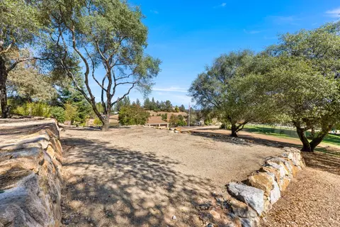 Exterior - 1696 Digger Tree Ct, Cool, CA 95614 photo 19 of 21