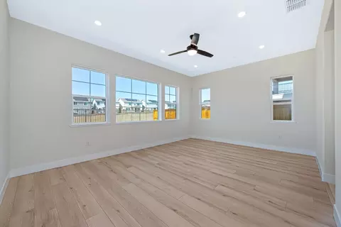 Living - 1332 Bear Creek Dr, Rocklin, CA 95765 photo 5 of 6