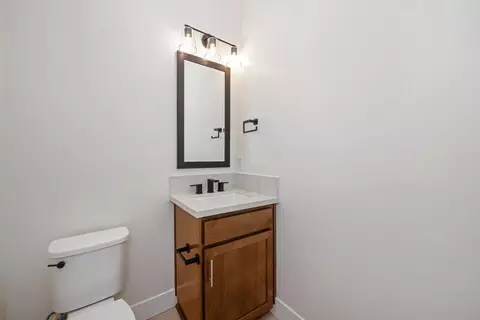 Bath - 1332 Bear Creek Dr, Rocklin, CA 95765 photo 1 of 8