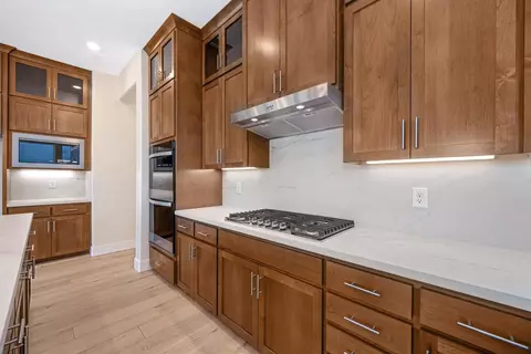 Kitchen - 1332 Bear Creek Dr, Rocklin, CA 95765 photo 4 of 8