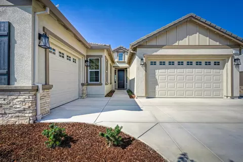 Exterior - 1332 Bear Creek Dr, Rocklin, CA 95765 photo 4 of 13