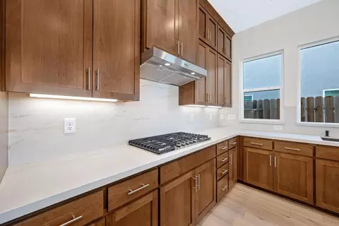 Kitchen - 1332 Bear Creek Dr, Rocklin, CA 95765 photo 7 of 8
