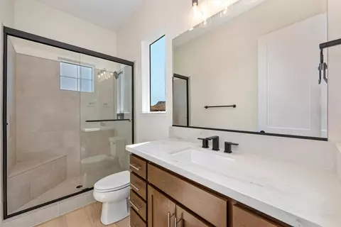 Bath - 1332 Bear Creek Dr, Rocklin, CA 95765 photo 8 of 8