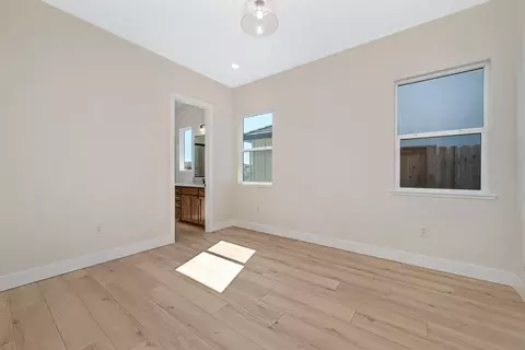 Bedroom - 1332 Bear Creek Dr, Rocklin, CA 95765 photo 6 of 8