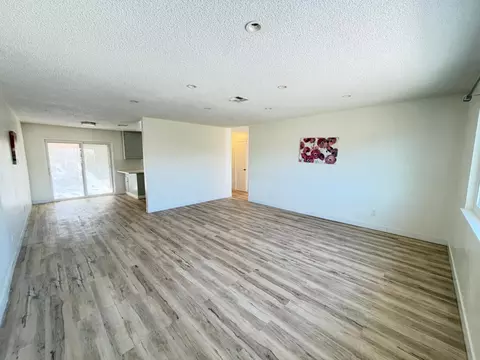 Living - 2413 Murray St, Turlock, CA 95382 photo 2 of 3