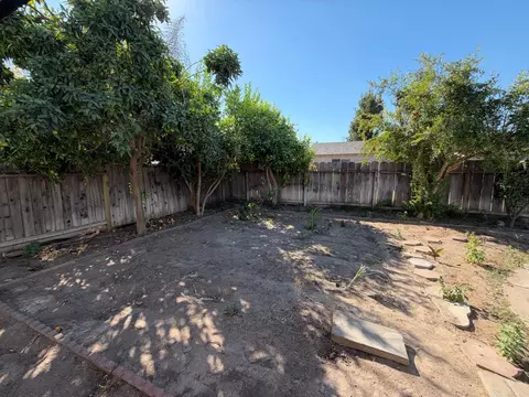Exterior - 2413 Murray St, Turlock, CA 95382 photo 11 of 11