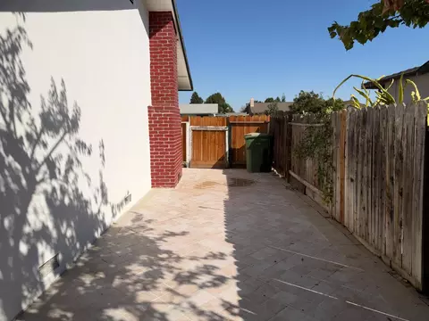 Exterior - 2413 Murray St, Turlock, CA 95382 photo 6 of 11