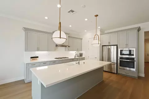 Kitchen - 2945 Coronado Dr, Lodi, CA 95242 photo 2 of 5