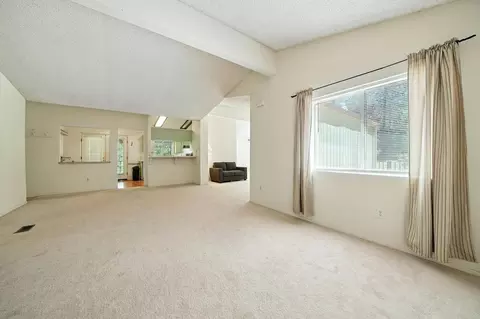 Living - 16000 Sutter Creek Rd, Sutter Creek, CA 95685 photo 9 of 9