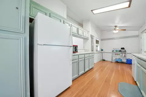 Kitchen - 16000 Sutter Creek Rd, Sutter Creek, CA 95685 photo 4 of 4