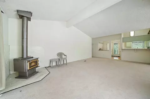 Living - 16000 Sutter Creek Rd, Sutter Creek, CA 95685 photo 8 of 9