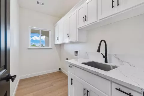 Other - 21035 Forest Glen Rd, Madera, CA 93638 photo 5 of 9
