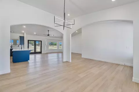Other - 21035 Forest Glen Rd, Madera, CA 93638 photo 4 of 9