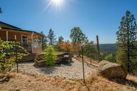 Exterior - 14021 Murphy Pl, Grass Valley, CA 95945 photo 16 of 26
