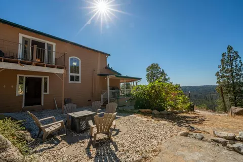 Exterior - 14021 Murphy Pl, Grass Valley, CA 95945 photo 13 of 26