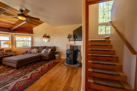 Living - 14021 Murphy Pl, Grass Valley, CA 95945 photo 3 of 3