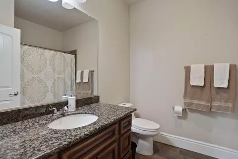 Bath - 21187 E Rose Clover Ln, Linden, CA 95236 photo 3 of 5
