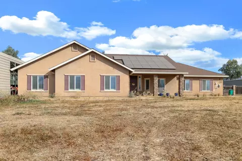 Exterior - 21187 E Rose Clover Ln, Linden, CA 95236 photo 2 of 12