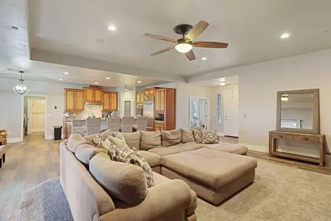Living - 21187 E Rose Clover Ln, Linden, CA 95236 photo 2 of 2