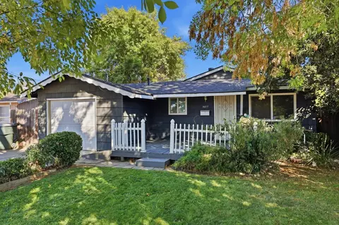 5977 Dewey Blvd, Sacramento, CA 95824