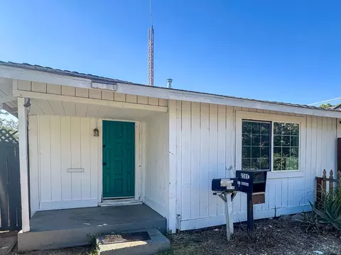 2389 Empress St, Sacramento, CA 95815