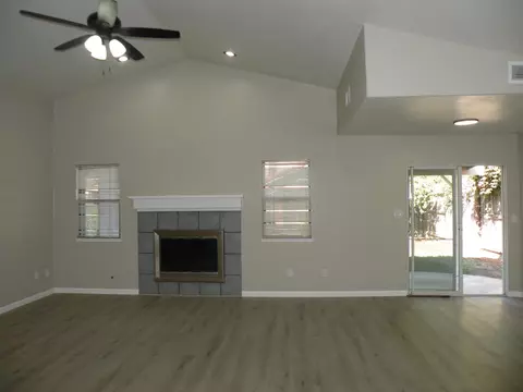 Living - 1005 Vindel Ln, Modesto, CA 95350 photo 1 of 3