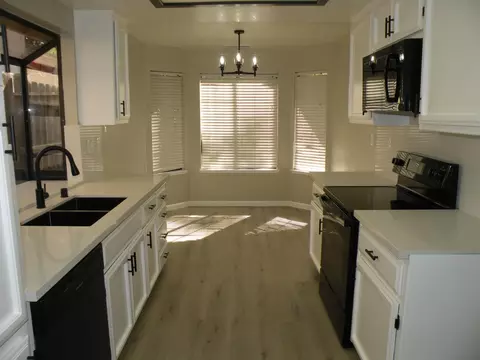 Kitchen - 1005 Vindel Ln, Modesto, CA 95350 photo 1 of 7