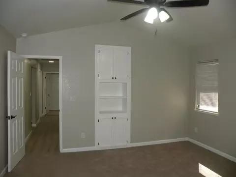 Bedroom - 1005 Vindel Ln, Modesto, CA 95350 photo 4 of 4
